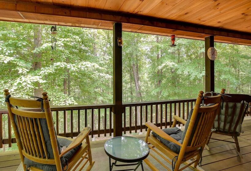 Pet Friendly Byrdstown Cabin W/ Fire Pit & Porch!