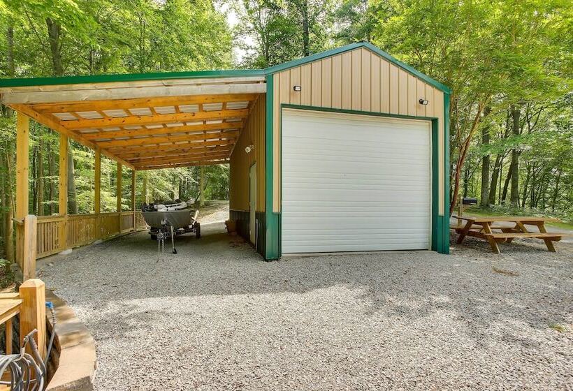 Pet Friendly Byrdstown Cabin W/ Fire Pit & Porch!