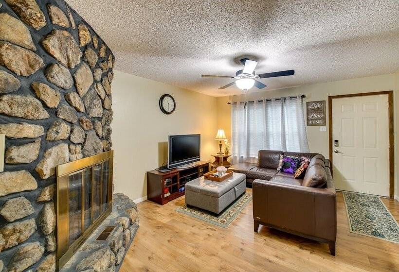 Peaceful Cabin: 3 Mi To Hot Springs National Park!