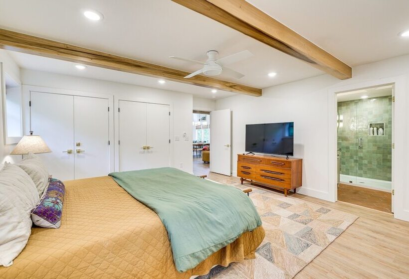 Pet Friendly Garfield Cabin On Beaver Lake!