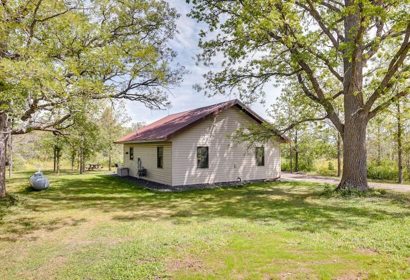Pet Friendly Iron River Cabin With Fire Pit!