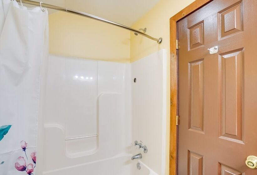 Pet Friendly Jefferson Home Near Lake O The Pines