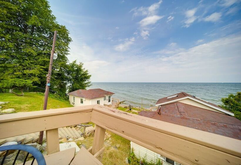 Pet Friendly Lake Erie Cottage   Walk To The Water