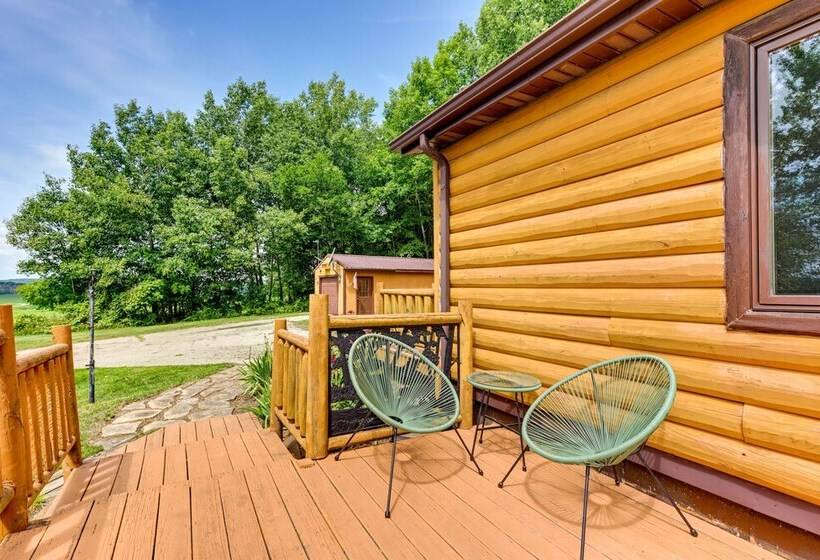 Pet Friendly Lyndon Station Cabin   Hike & Fish!