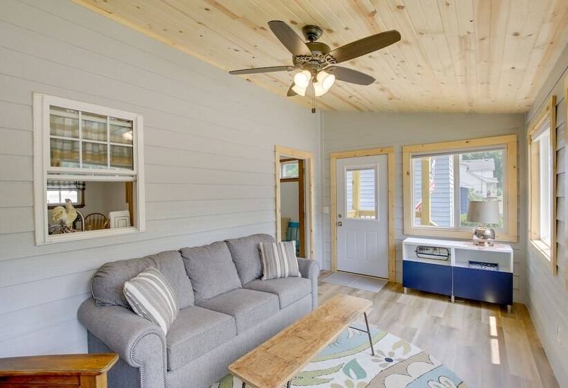 Pet Friendly Montello Home W/ Fire Pit!