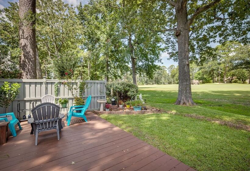Pet Friendly Montgomery Retreat W/ Community Pool!