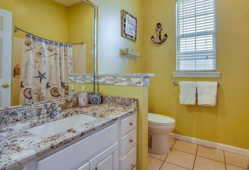 Pet Friendly Panama City Beach Home Near Beaches!