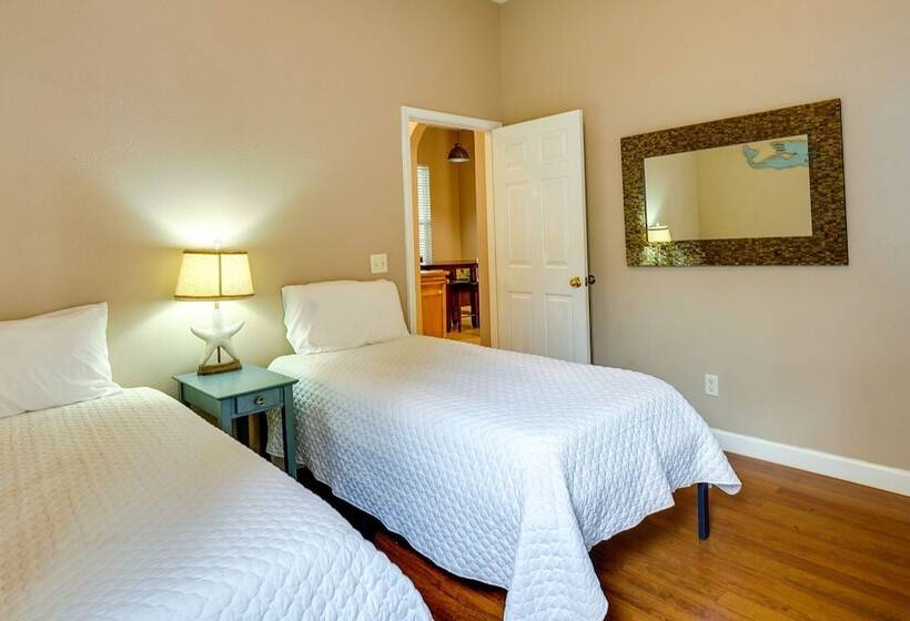 Pet Friendly Panama City Beach Home Near Beaches!