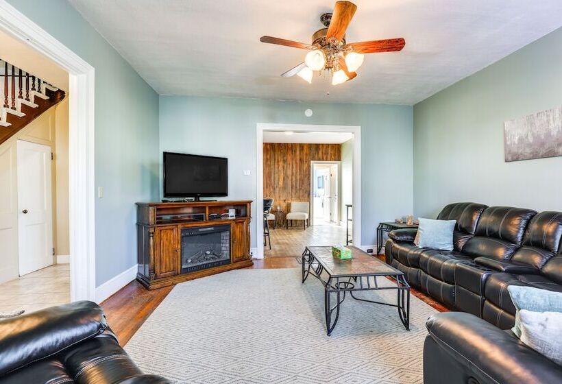 Pet Friendly Penn Yan Home: Wineries, Parks, Lakes