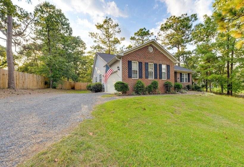 Pet Friendly Pinehurst Home W/ Deck   Near Golf