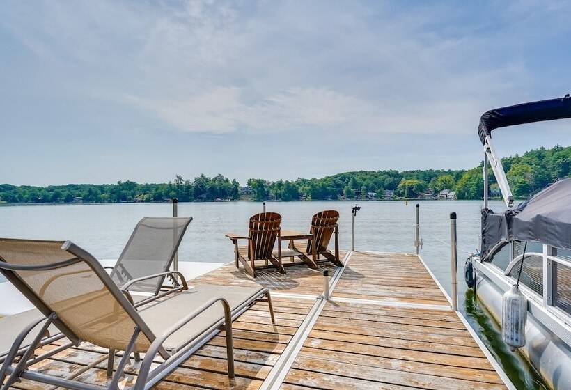 Pet Friendly Queensbury Home W/ Screened Porch