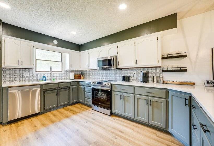 Pet Friendly Shell Knob Retreat W/ Deck & Grill!