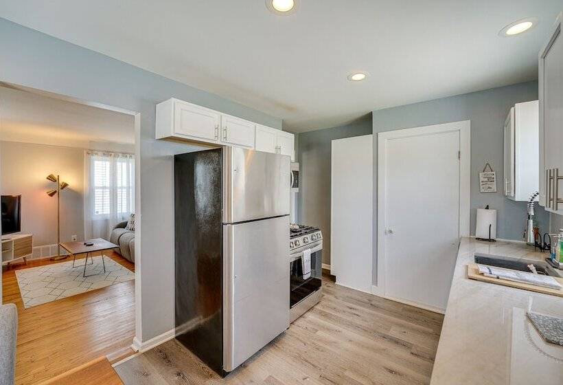 Pet Friendly Southfield House W/ Ping Pong Table!