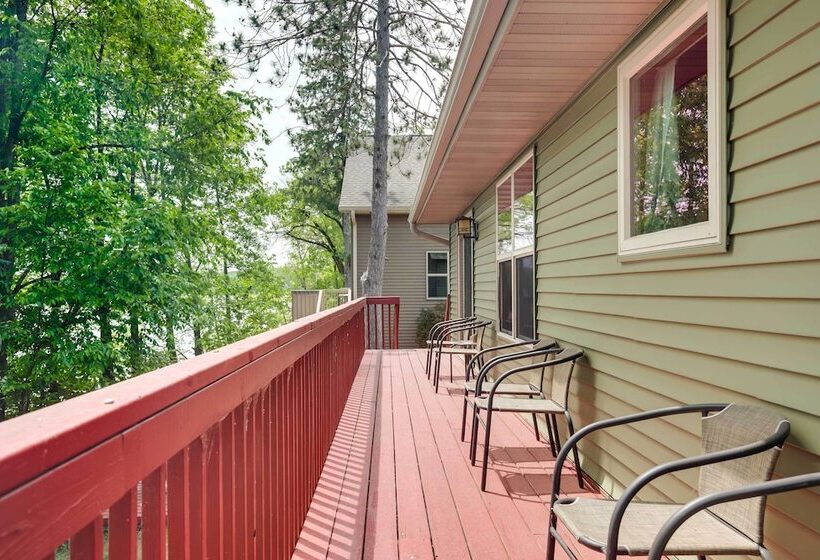 Pet Friendly Wisconsin Cabin On Lake W/ Fire Pit!