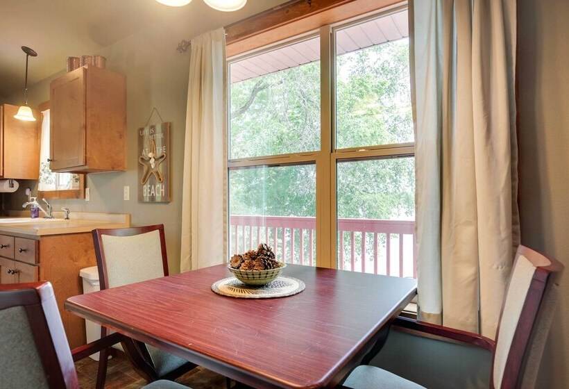 Pet Friendly Wisconsin Cabin On Lake W/ Fire Pit!