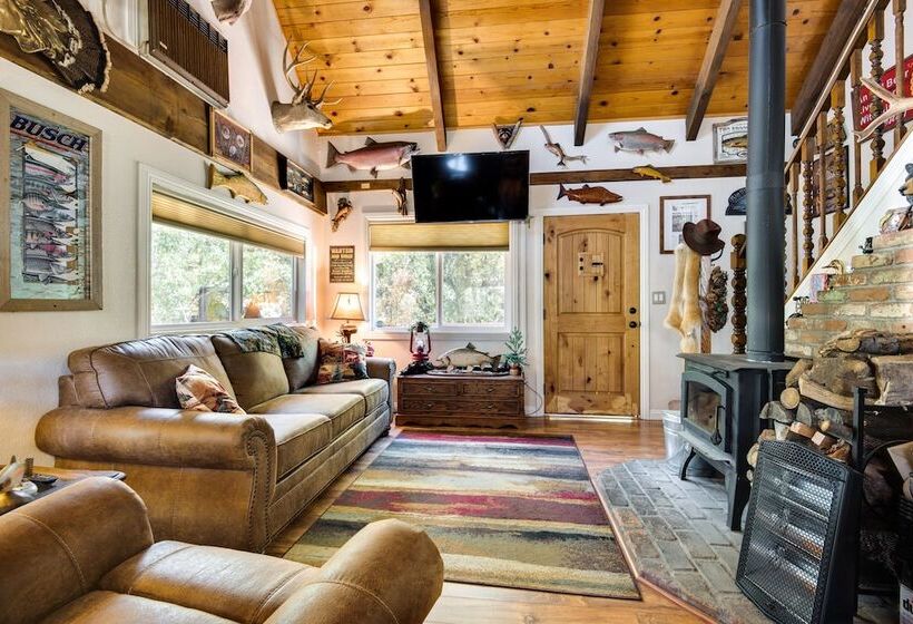 Pine Mountain Club Oasis W/ Heated Pool & Deck