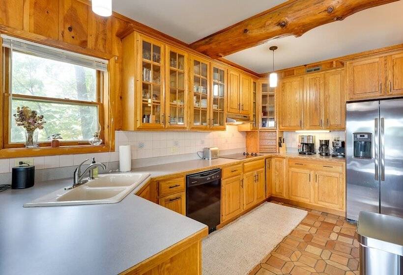 Queensbury Lakefront Home: Screened Porch & Views!