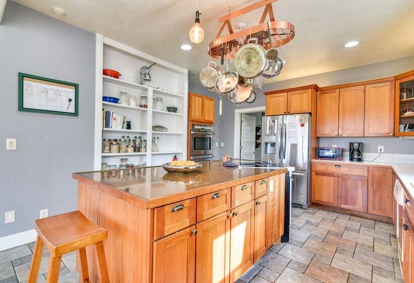 Rainier Home On 20 Acres W/ Blueberry Farm!