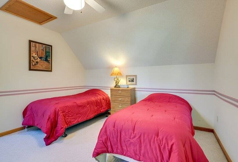 Riverfront Au Gres Cottage W/ Fire Pit & Grill!