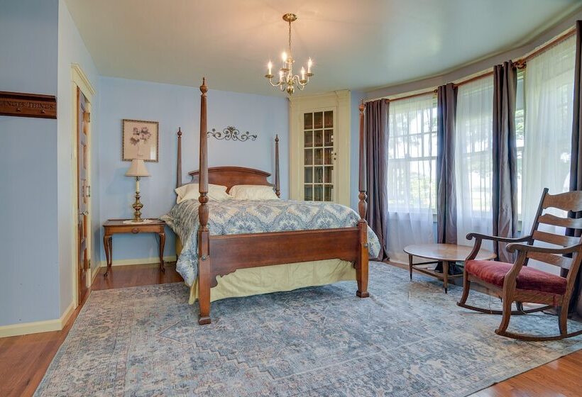 Ronks Vacation Rental: 2 Mi To Dutch Wonderland!