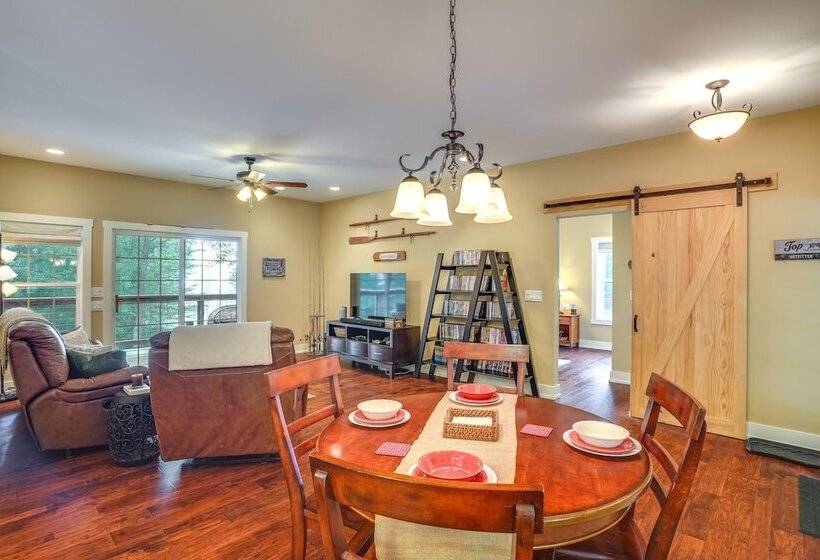 Rustic Retreat In Cadiz: On Lake Barkley