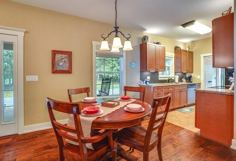 Rustic Retreat In Cadiz: On Lake Barkley