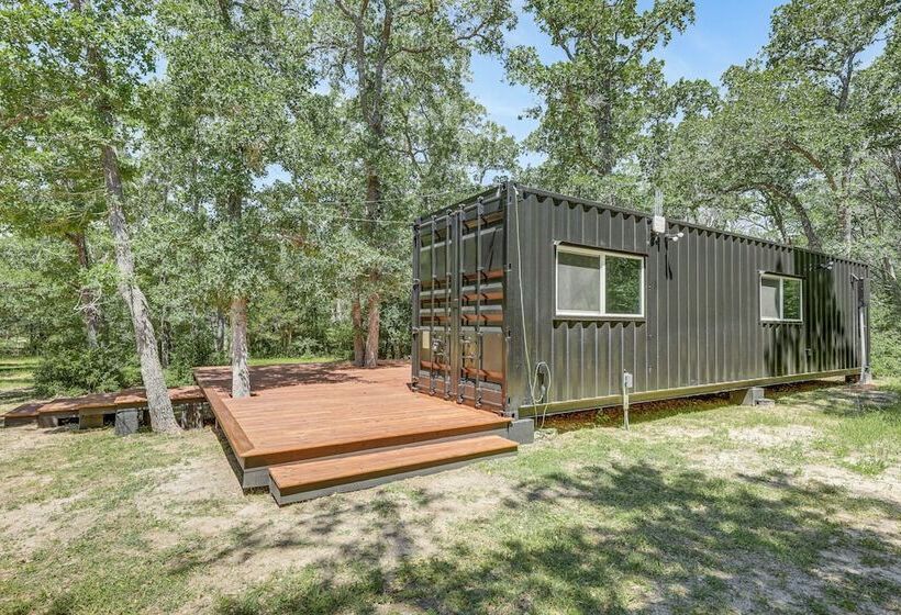 La Grange Tiny Home: 22 Acres & Near Wine Country