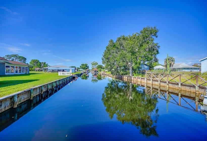 Sebring Serenity: Waterfront Retreat W/ Boat Dock!