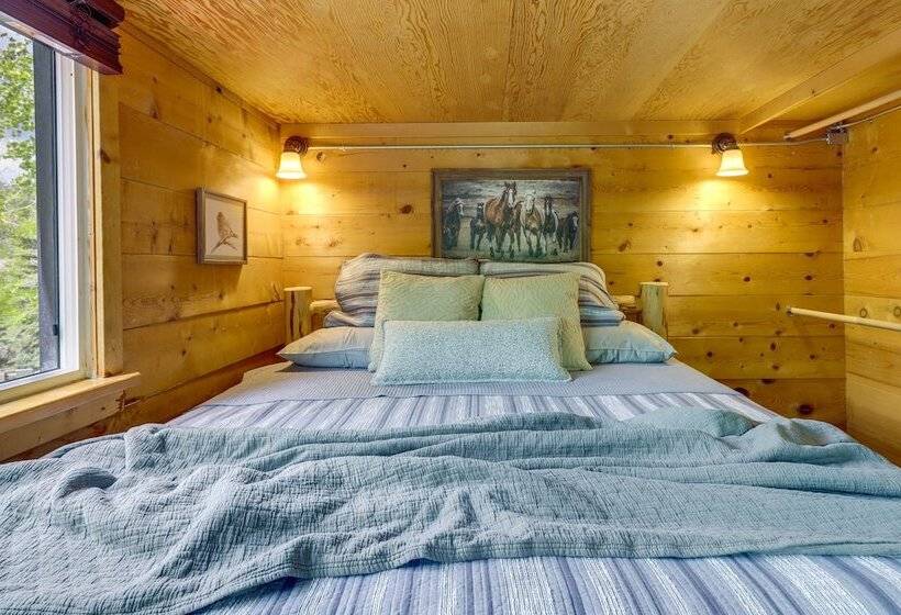 Secluded 3 Acre Cabin In Tollgate W/ Gas Grill!