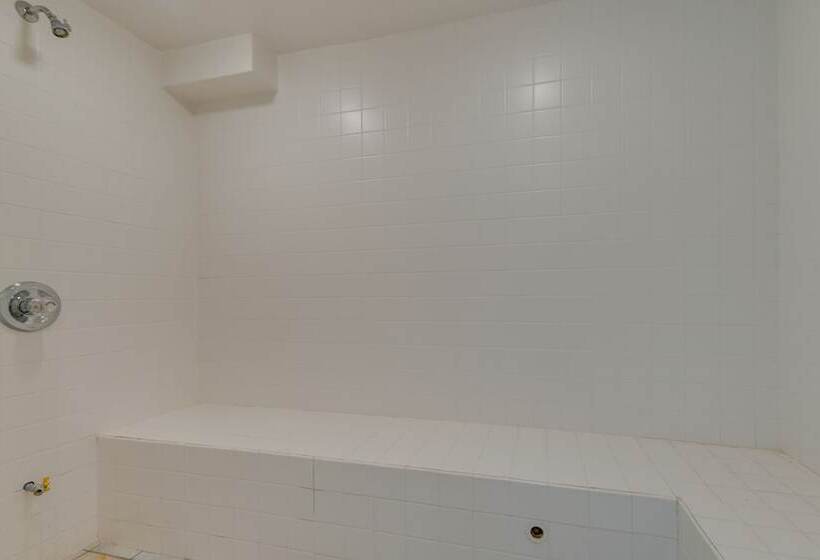 Secluded Calais Getaway: Deck, Hot Tub & More!