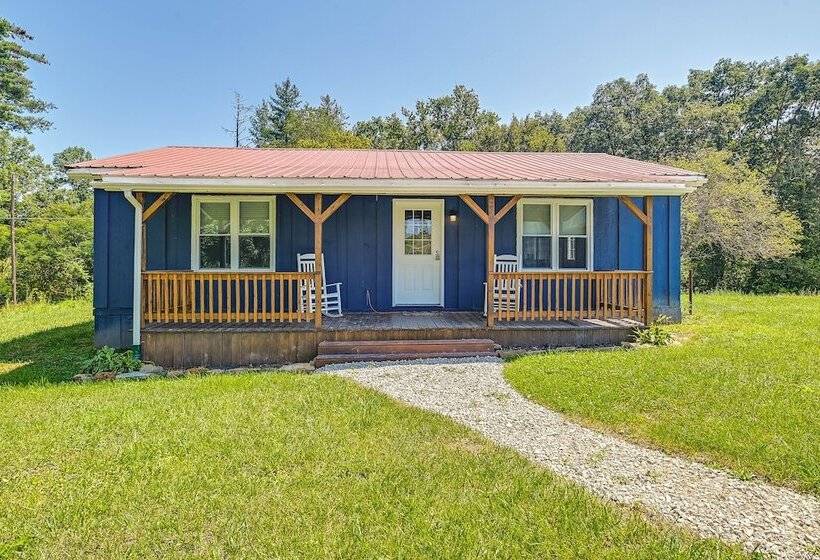 Secluded Campton Cabin W/ Views & Cozy Fireplace!