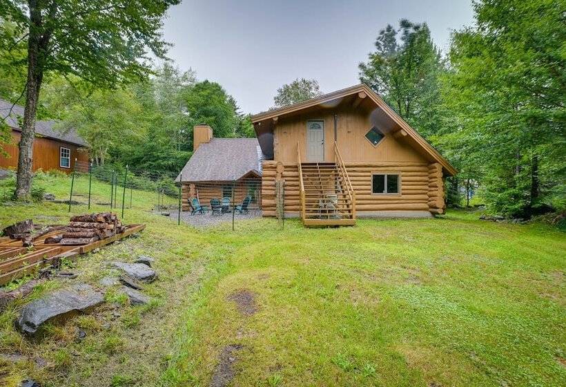Secluded Greenville Cabin: Walk To Moosehead Lake!