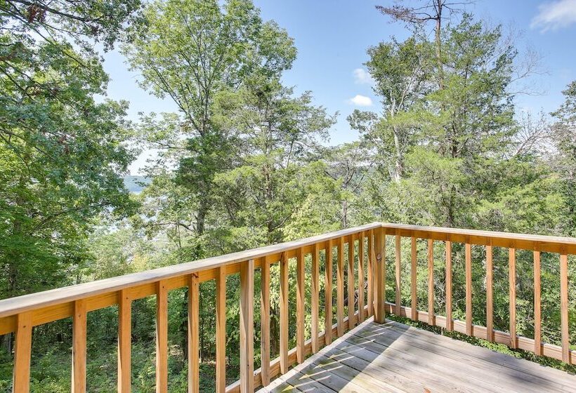 Secluded Jamestown Cabin W/ Fire Pit!