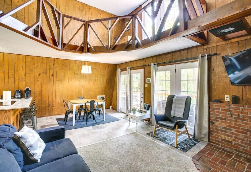 Secluded Jamestown Cabin W/ Fire Pit!