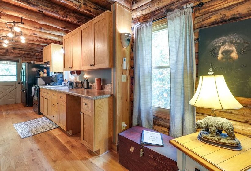 Secluded Meadows Of Dan Cabin W/ Fire Pit!