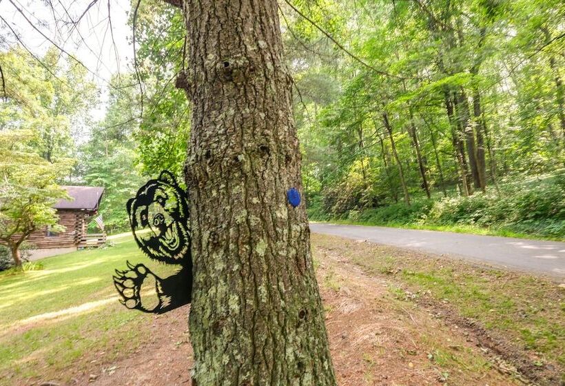 Secluded Meadows Of Dan Cabin W/ Fire Pit!