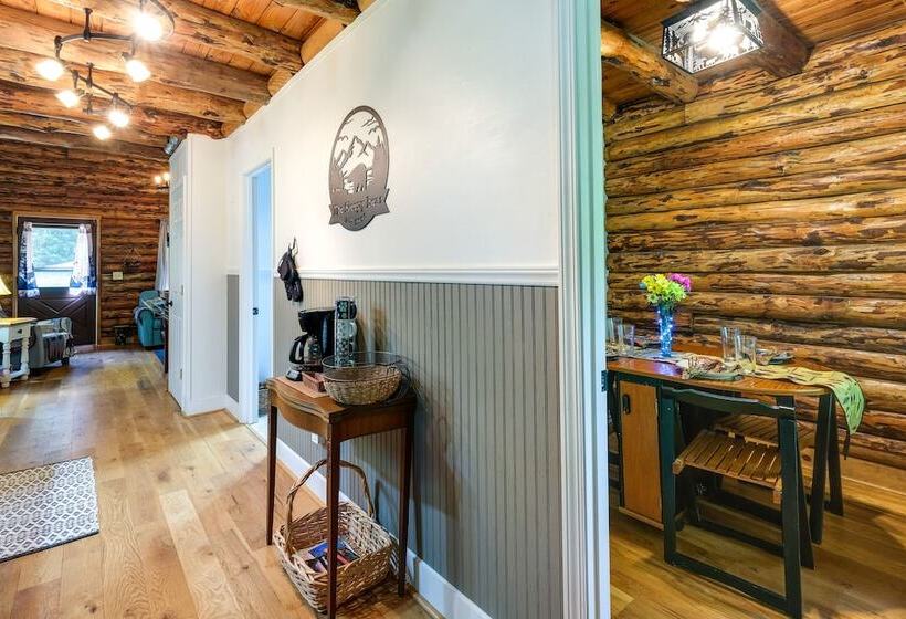 Secluded Meadows Of Dan Cabin W/ Fire Pit!