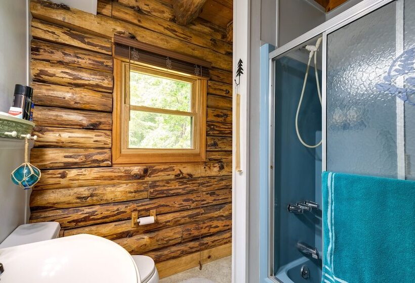 Secluded Meadows Of Dan Cabin W/ Fire Pit!