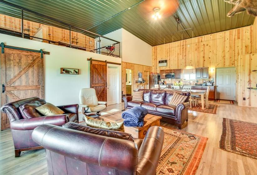 Secluded Nebraska Getaway: 4 Mi To Lake Mcconaughy