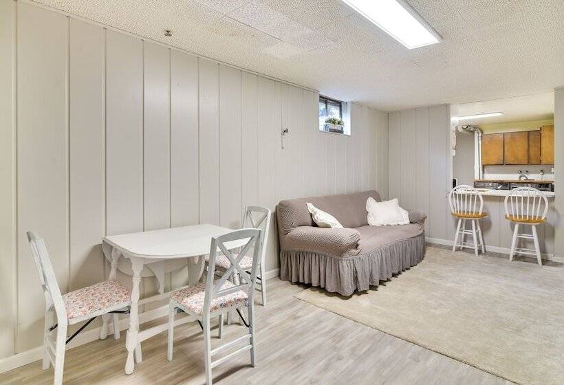 Serene Forest Grove Home W/ Deck & Stunning Views!