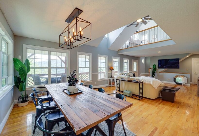 8 Mi To Sugar Mountain Resort: Seven Devils Home