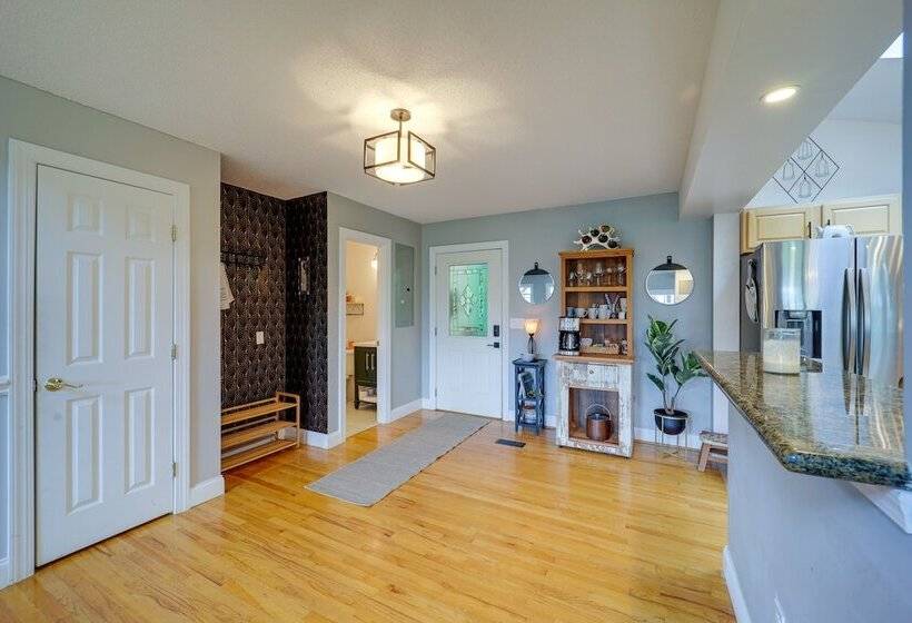 8 Mi To Sugar Mountain Resort: Seven Devils Home