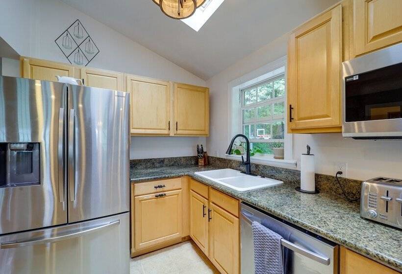 8 Mi To Sugar Mountain Resort: Seven Devils Home