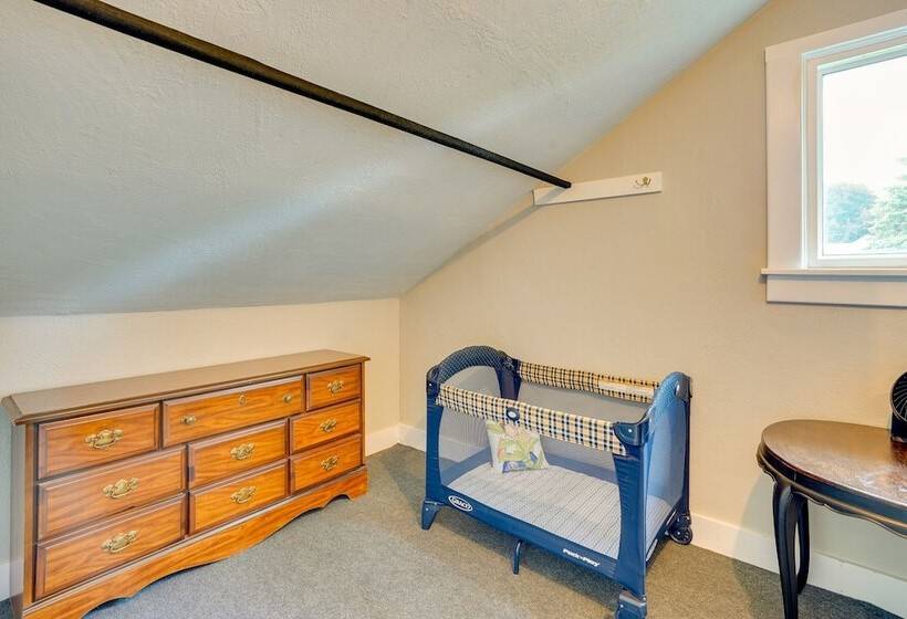 Sioux Center Home Near Dordt University