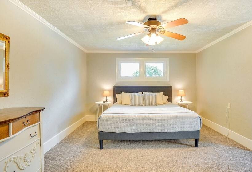 Sioux Center Home Near Dordt University