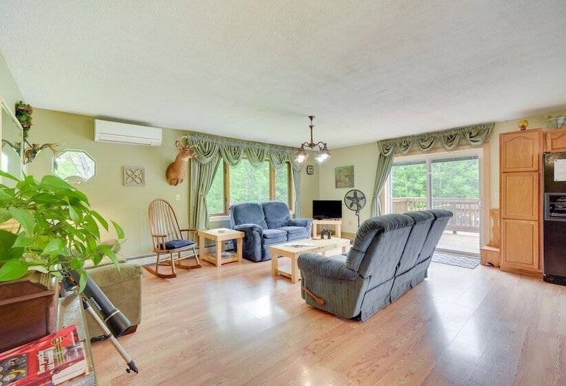 South Range Home   6 Mi To Lake Superior!