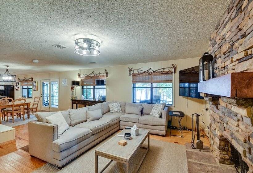 Spacious Alexander City Retreat W/ Private Dock!