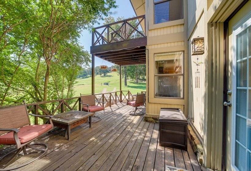 Spacious Arkansas Abode W/ Balcony & Fire Pit!
