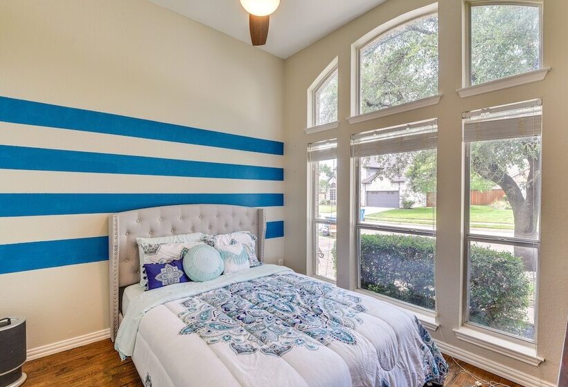 Spacious Flower Mound Home In Central Location!