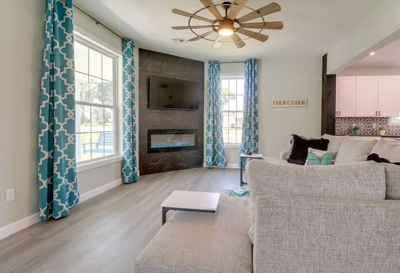 Spacious Grove Home Rental: Yard Games, Fire Pit!